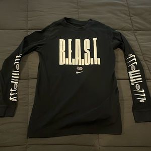 Nike Boys’ B.E.A.S.T. Long Sleeve Shirt Size YM in Black